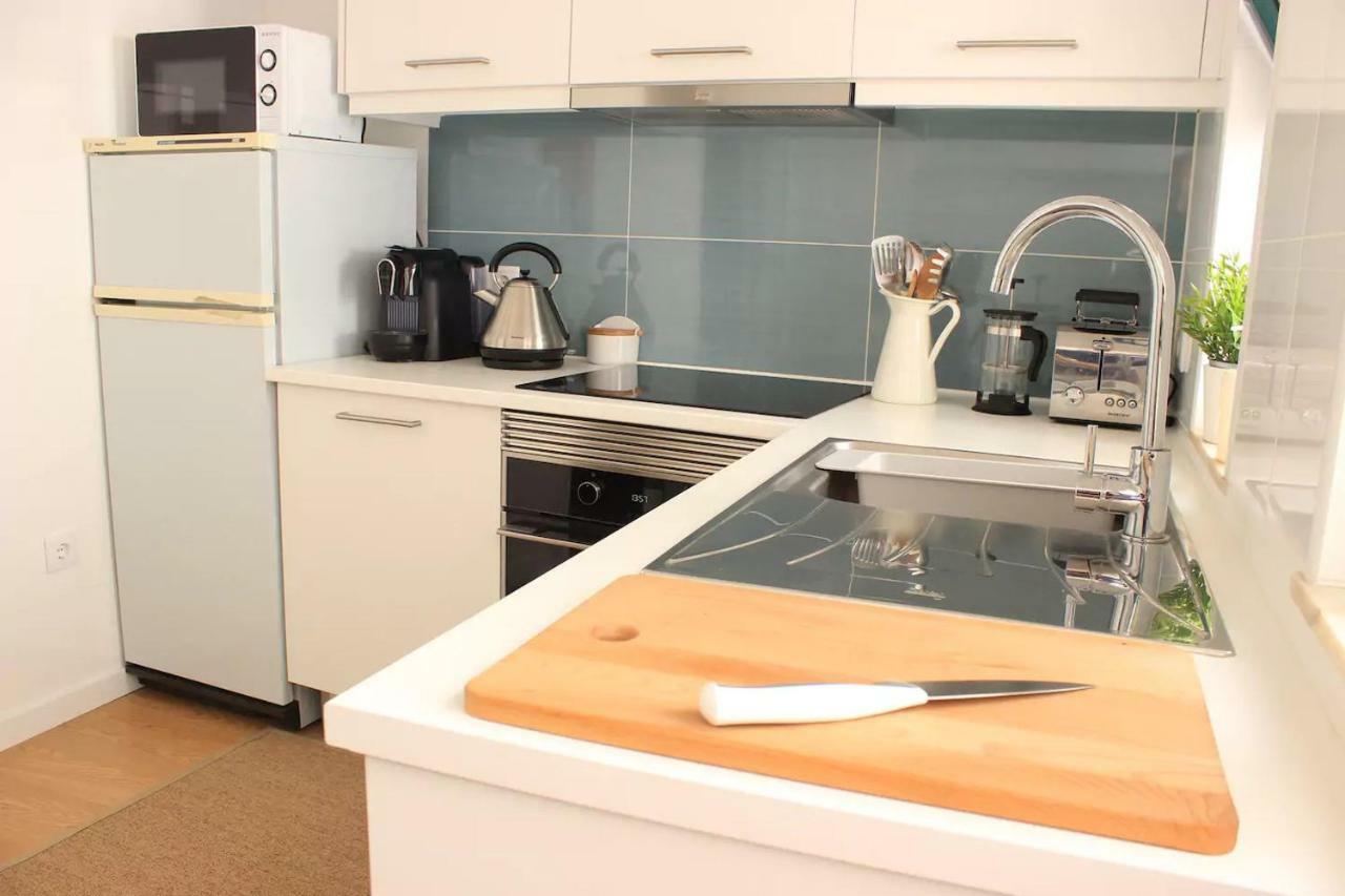 Lovely Apartment In The Center Of أفيرو المظهر الخارجي الصورة